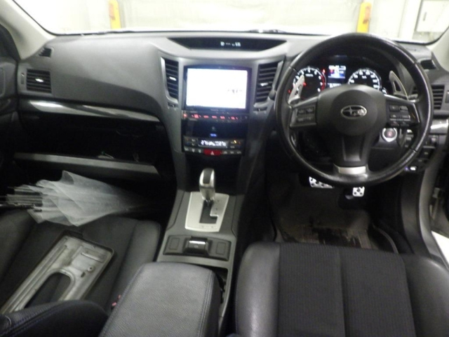 SUBARU LEGACY B4 2013