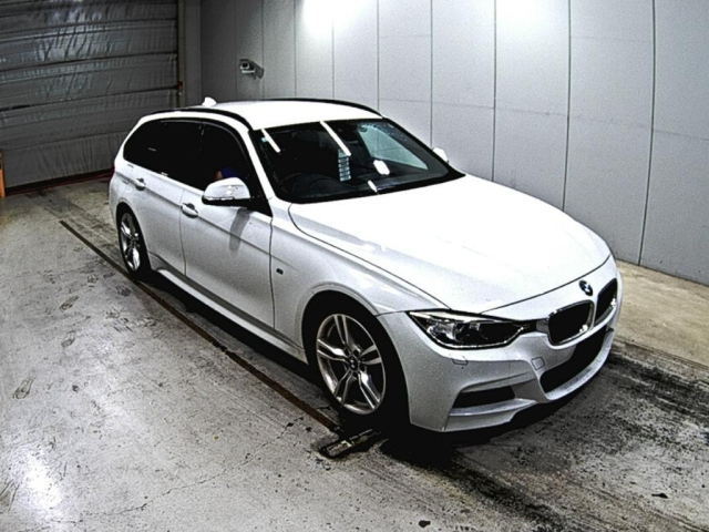 BMW 3 SERIES 2013