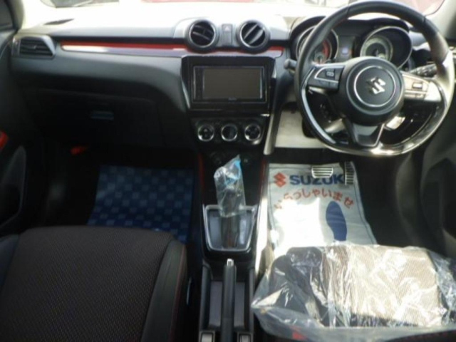 SUZUKI SWIFT 2021