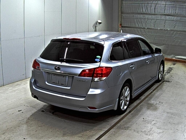 SUBARU LEGACY 2012