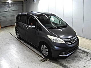 HONDA FREED 2012