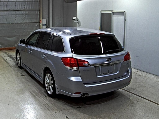 SUBARU LEGACY 2012