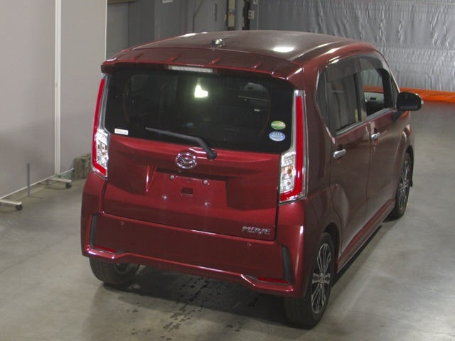 DAIHATSU MOVE 2015