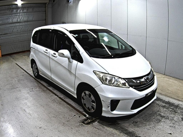 HONDA FREED 2015