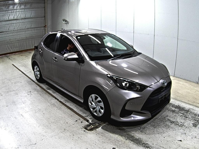 TOYOTA YARIS 2021