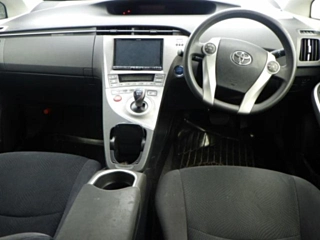TOYOTA PRIUS 2014