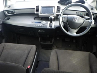 HONDA FREED 2015
