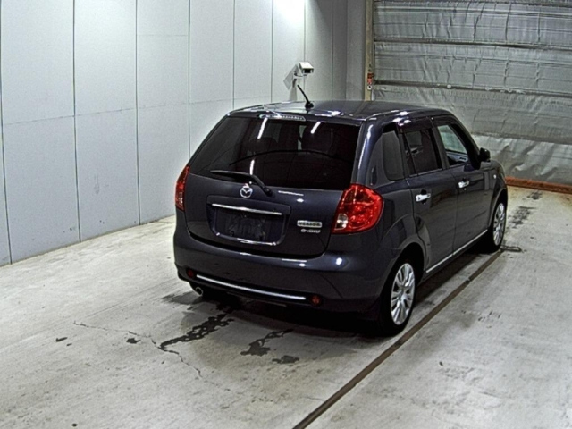 MAZDA VERISA 2014