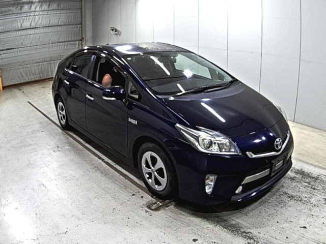 TOYOTA PRIUS PHV 2012