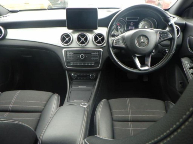 MERCEDES BENZ CLA CLASS 2016