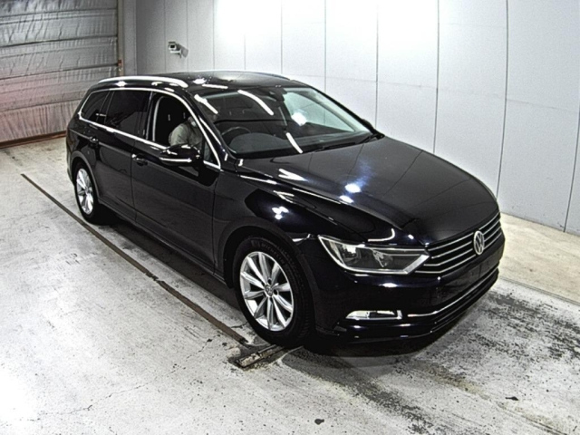 VOLKSWAGEN PASSAT VARIANT 2015