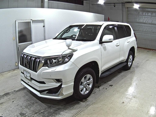 TOYOTA LAND CRUISER PRADO 2022