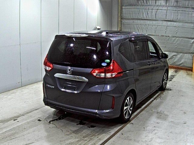 HONDA FREED 2018
