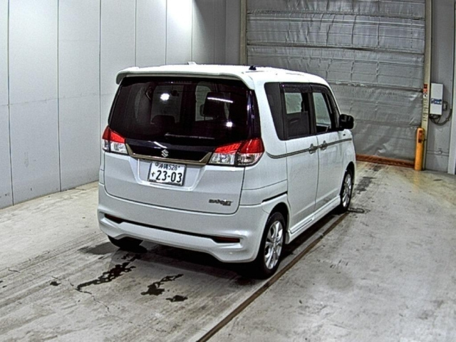 SUZUKI SOLIO 2015