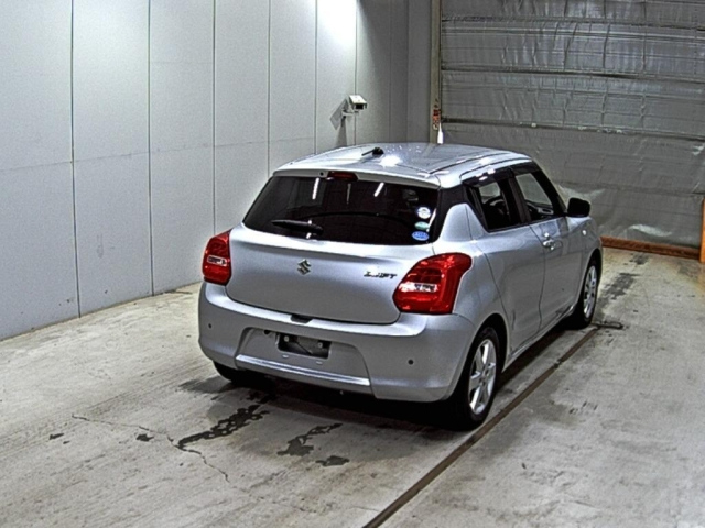 SUZUKI SWIFT 2018