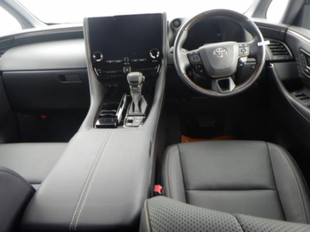 TOYOTA ALPHARD 2024