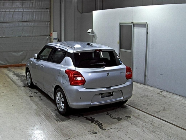 SUZUKI SWIFT 2018