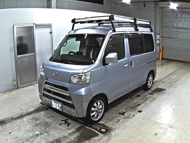 DAIHATSU HIJET VAN 2019