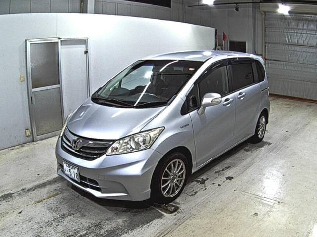 HONDA FREED 2012
