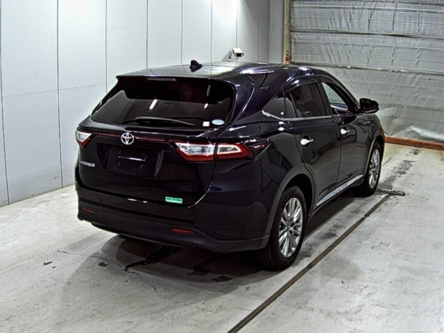 TOYOTA HARRIER 2019