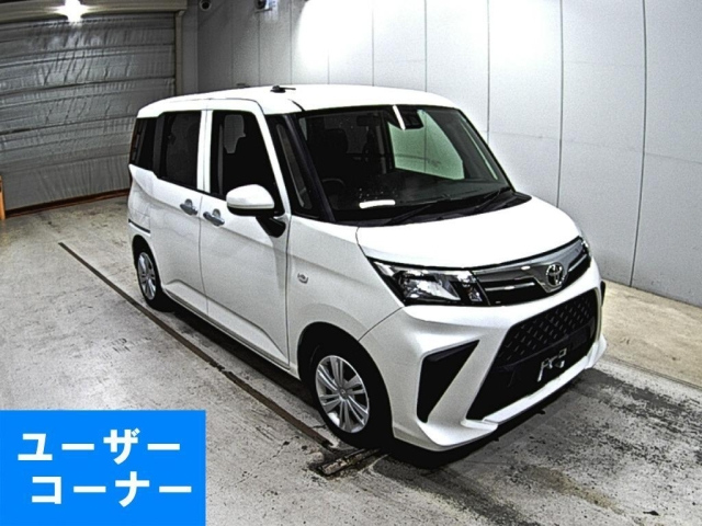 TOYOTA ROOMY 2022