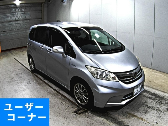 HONDA FREED 2012