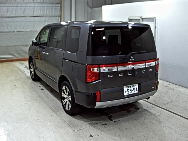 MITSUBISHI DELICA D5 2021