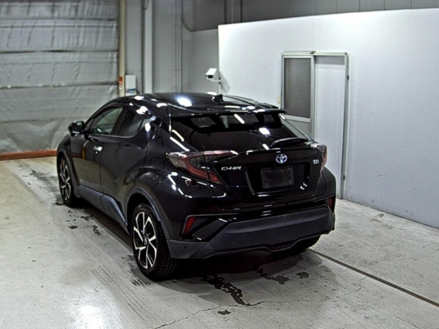 TOYOTA C-HR 2018