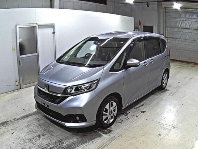 HONDA FREED 2022