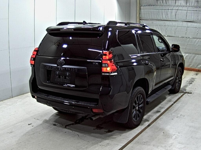 TOYOTA LAND CRUISER PRADO 2022