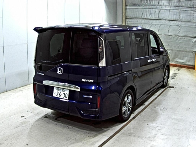 HONDA STEP WAGON 2017