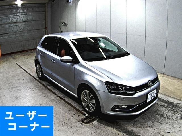 VOLKSWAGEN POLO 2015