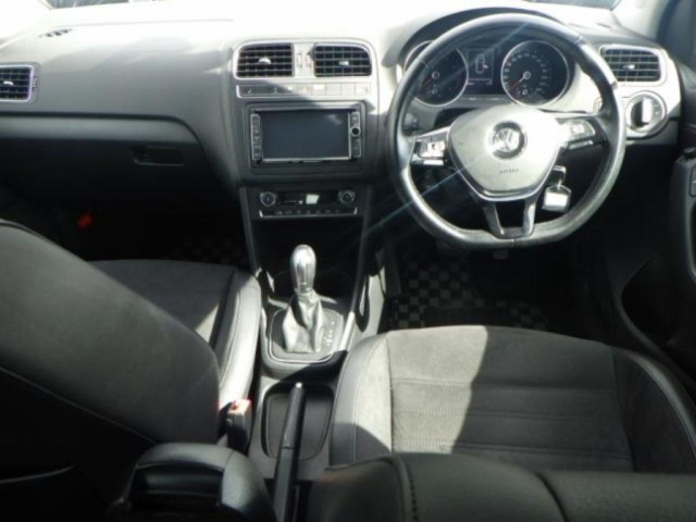 VOLKSWAGEN POLO 2017