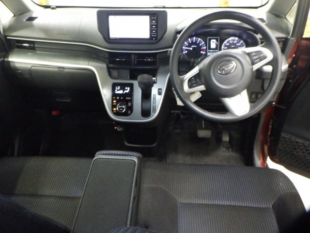 DAIHATSU MOVE 2015