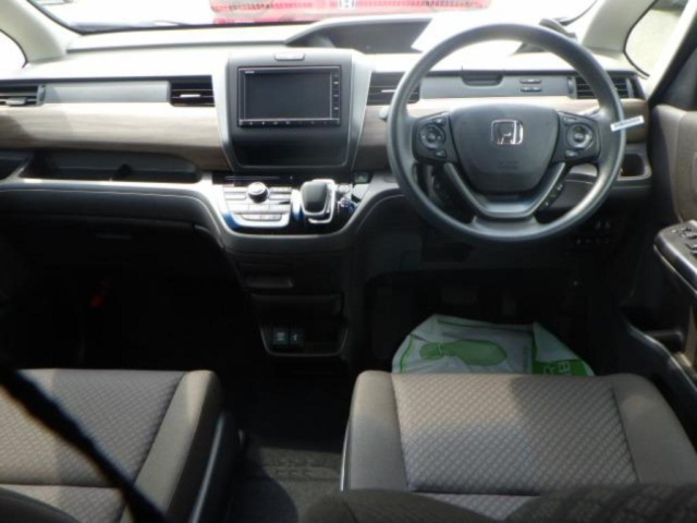 HONDA FREED 2022