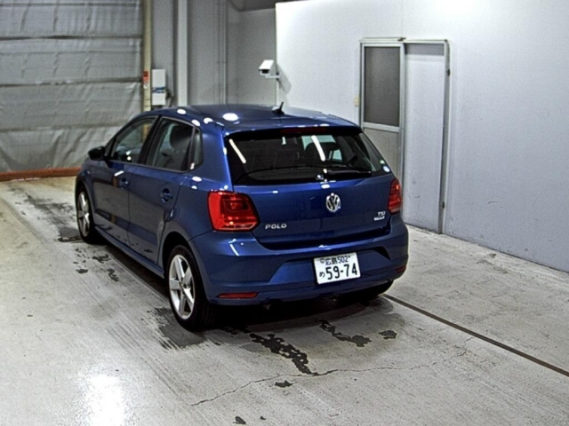 VOLKSWAGEN POLO 2017