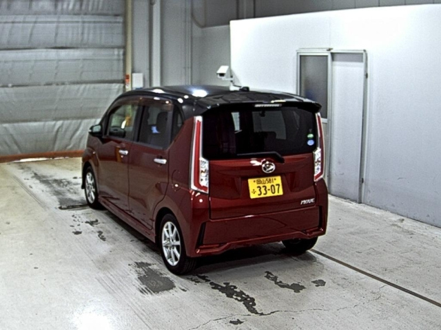 DAIHATSU MOVE 2015
