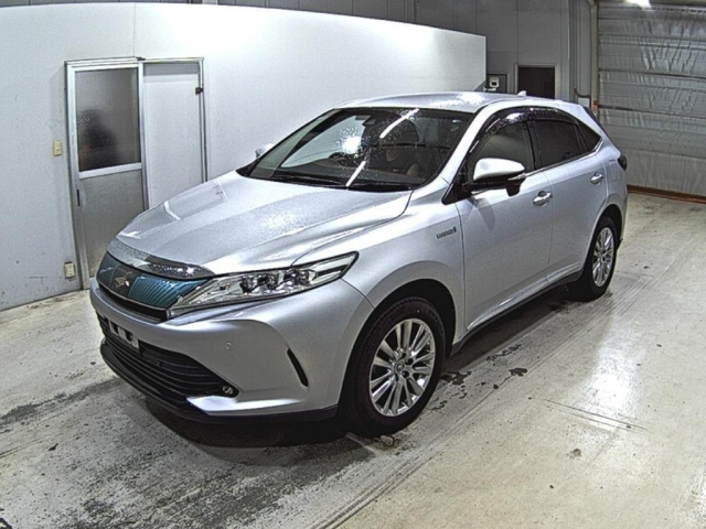 TOYOTA HARRIER 2017