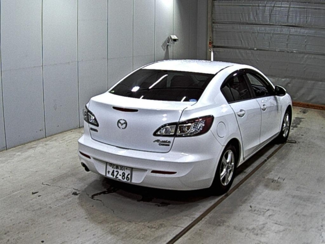 MAZDA AXELA 2009