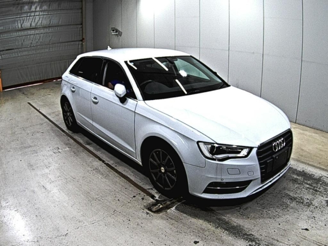 AUDI A3 2015