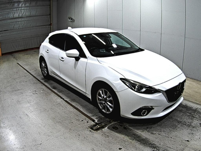 MAZDA AXELA 2015