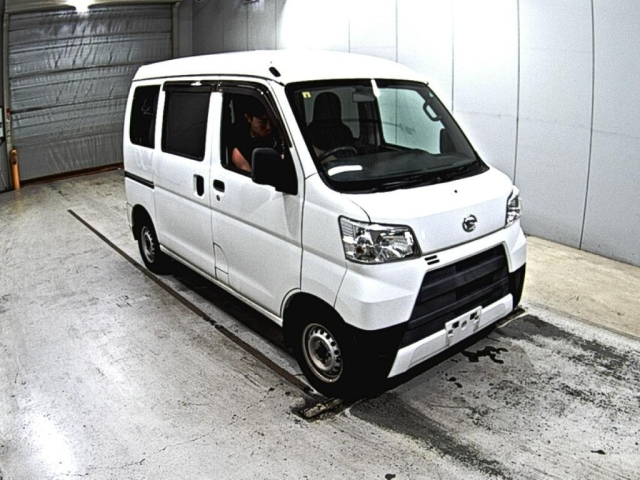 DAIHATSU HIJET VAN 2019