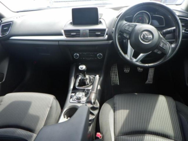 MAZDA AXELA 2015
