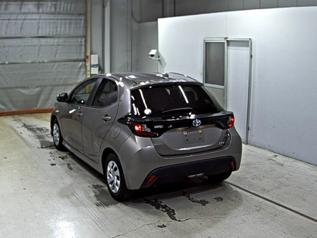 TOYOTA YARIS 2021