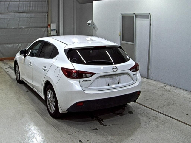 MAZDA AXELA 2015
