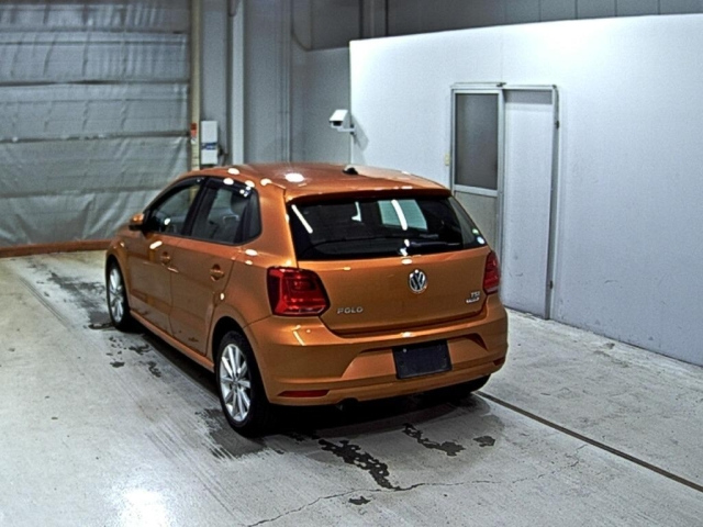 VOLKSWAGEN POLO 2017