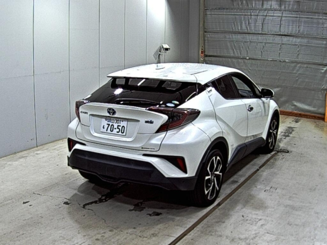 TOYOTA C-HR 2018