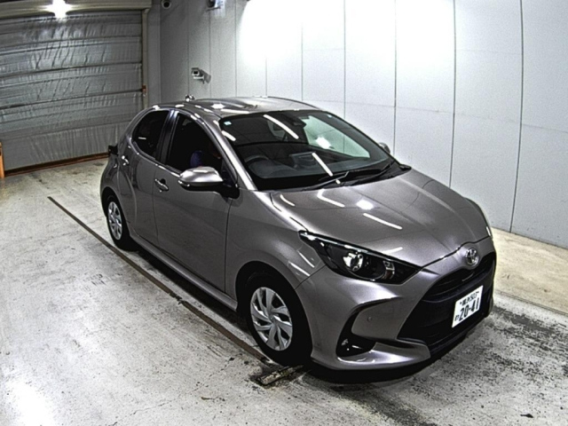 TOYOTA YARIS 2021