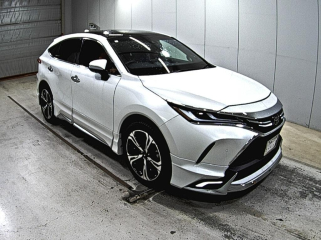TOYOTA HARRIER 2022