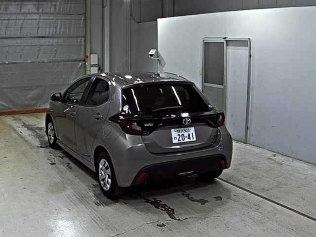 TOYOTA YARIS 2021
